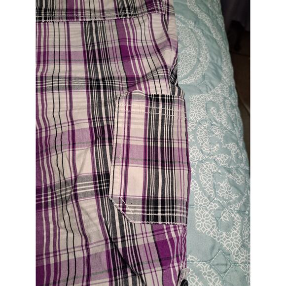 Women's Plus Essentials Purple Checkered Capri's Size 30/32 - Picture 3 of 10